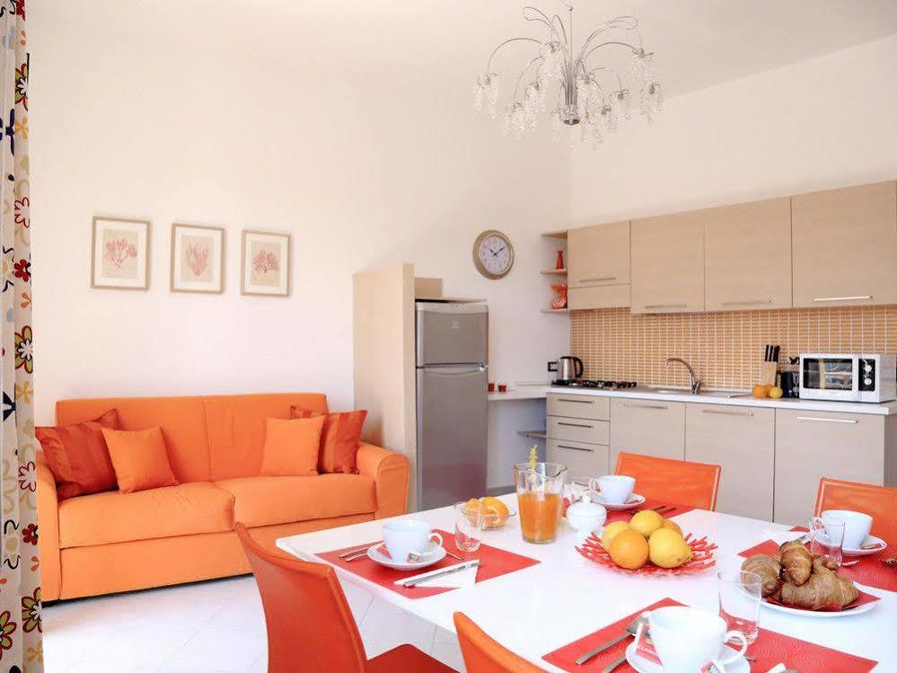 Taonasi Taormina Apartments エクステリア 写真